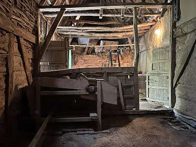 Weaver's house