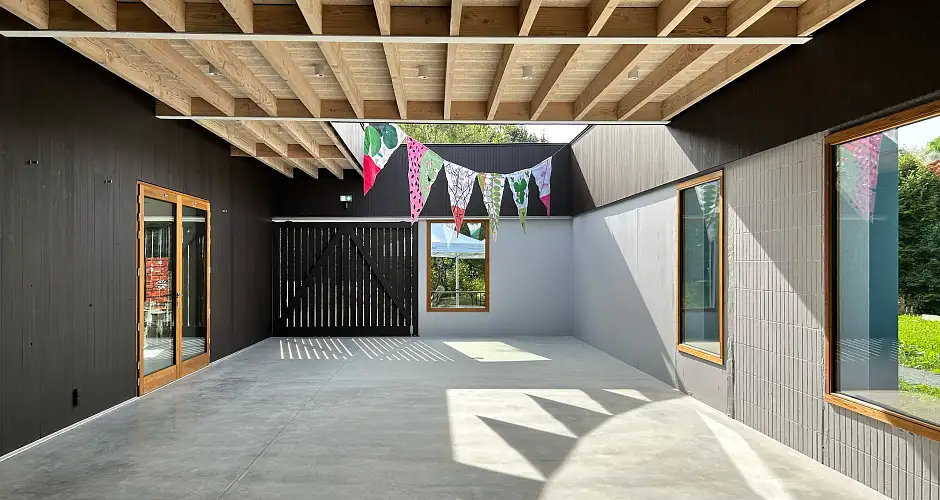 Creative learning environments and playground landscapes